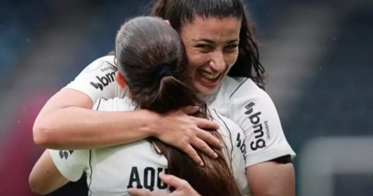 Corinthians goleia o Santa Fe e avança em primeiro na Libertadores