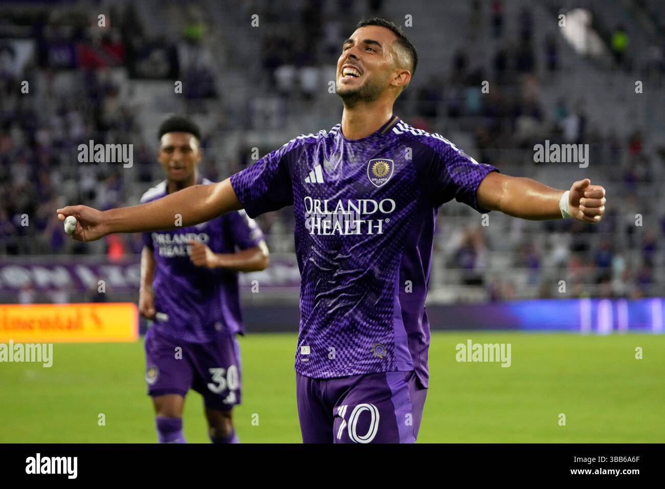 Orlando City goleia na MLS com atuação de destaque e golaço de Ojeda