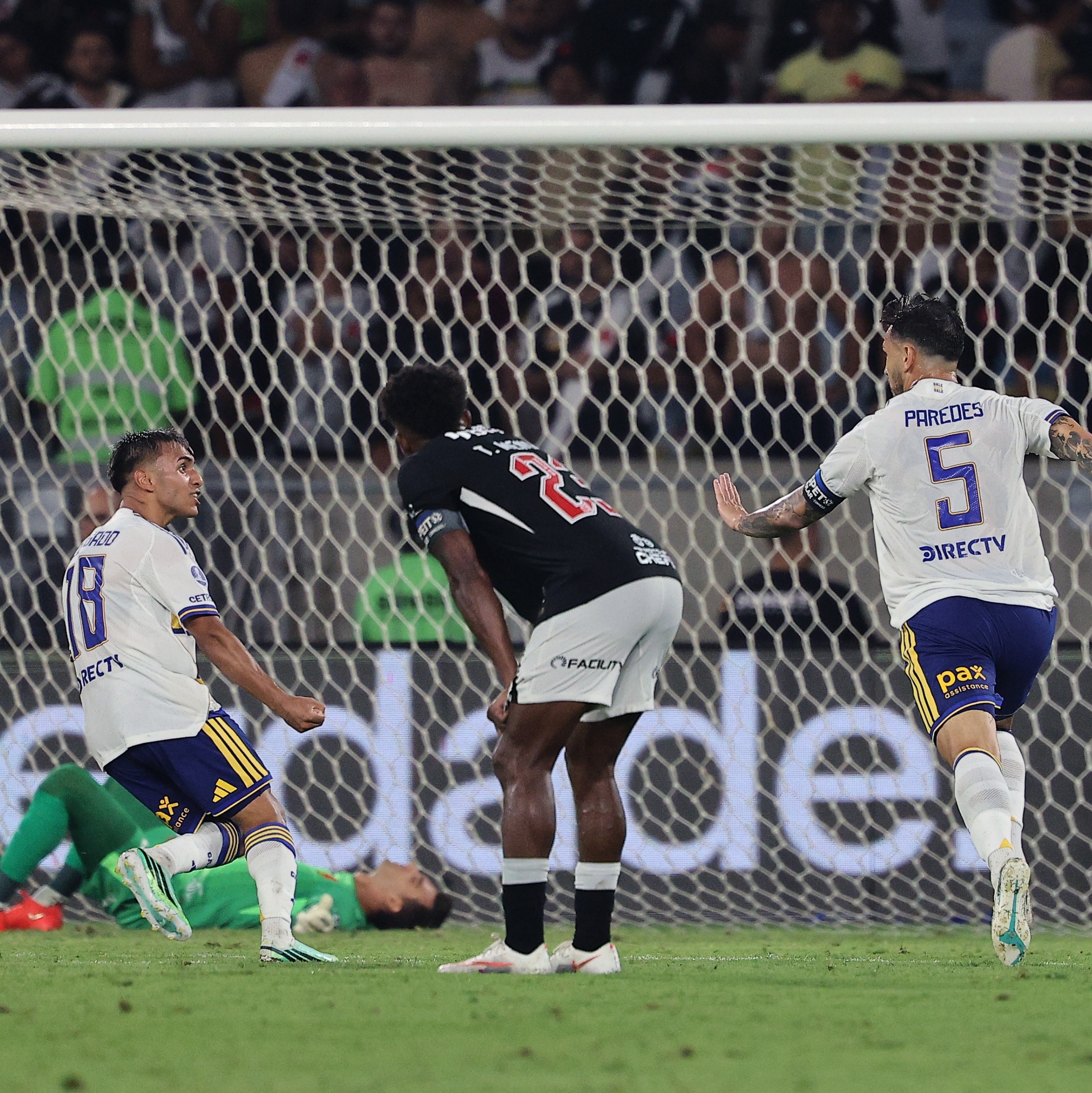 Vasco é eliminado da Copa Sul-Americana após derrota para o Boca Juniors