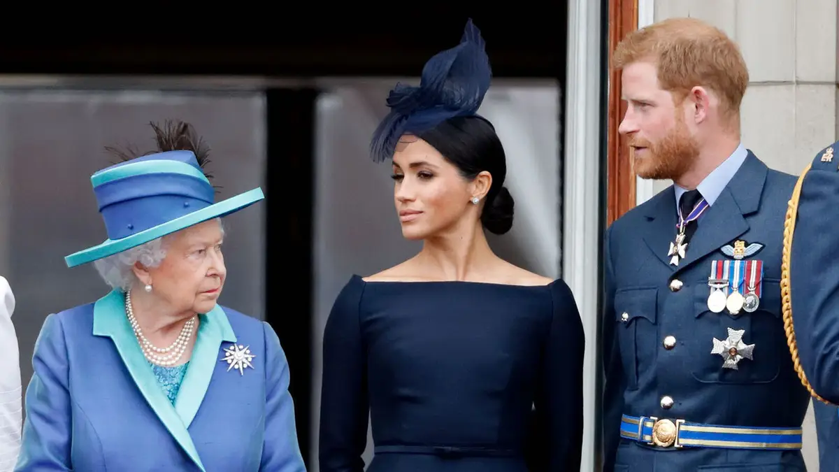 Memórias e legados da Rainha Elizabeth II repercutem em leilões e relatos