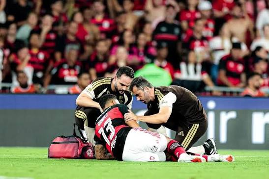 Flamengo critica arbitragem e aponta nove fraturas em atletas na temporada