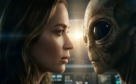Steven Spielberg lança novo filme sobre extraterrestres e reflete sobre fé