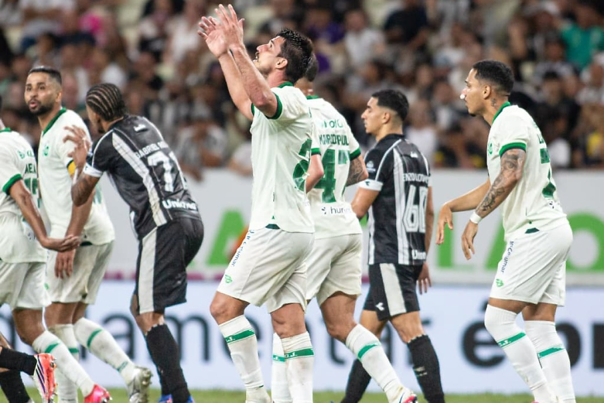América-MG vence o Operário-PR pela Série B do Campeonato Brasileiro