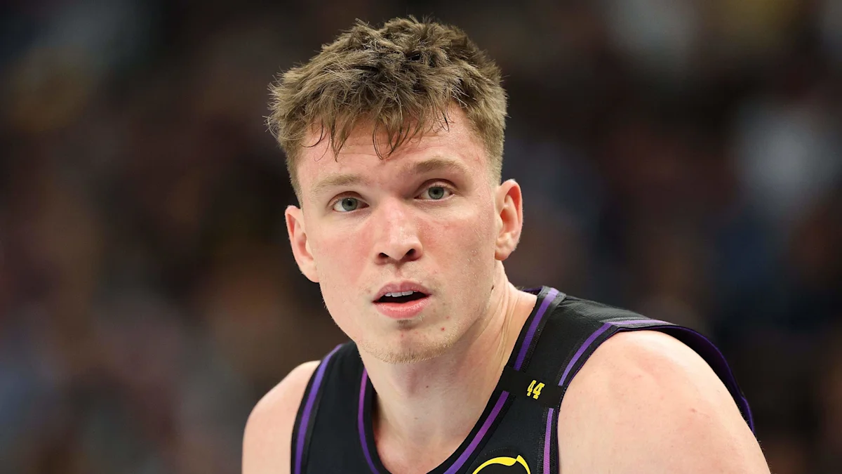 Los Angeles Lakers avaliam trocas e ajustes no elenco antes de prazo