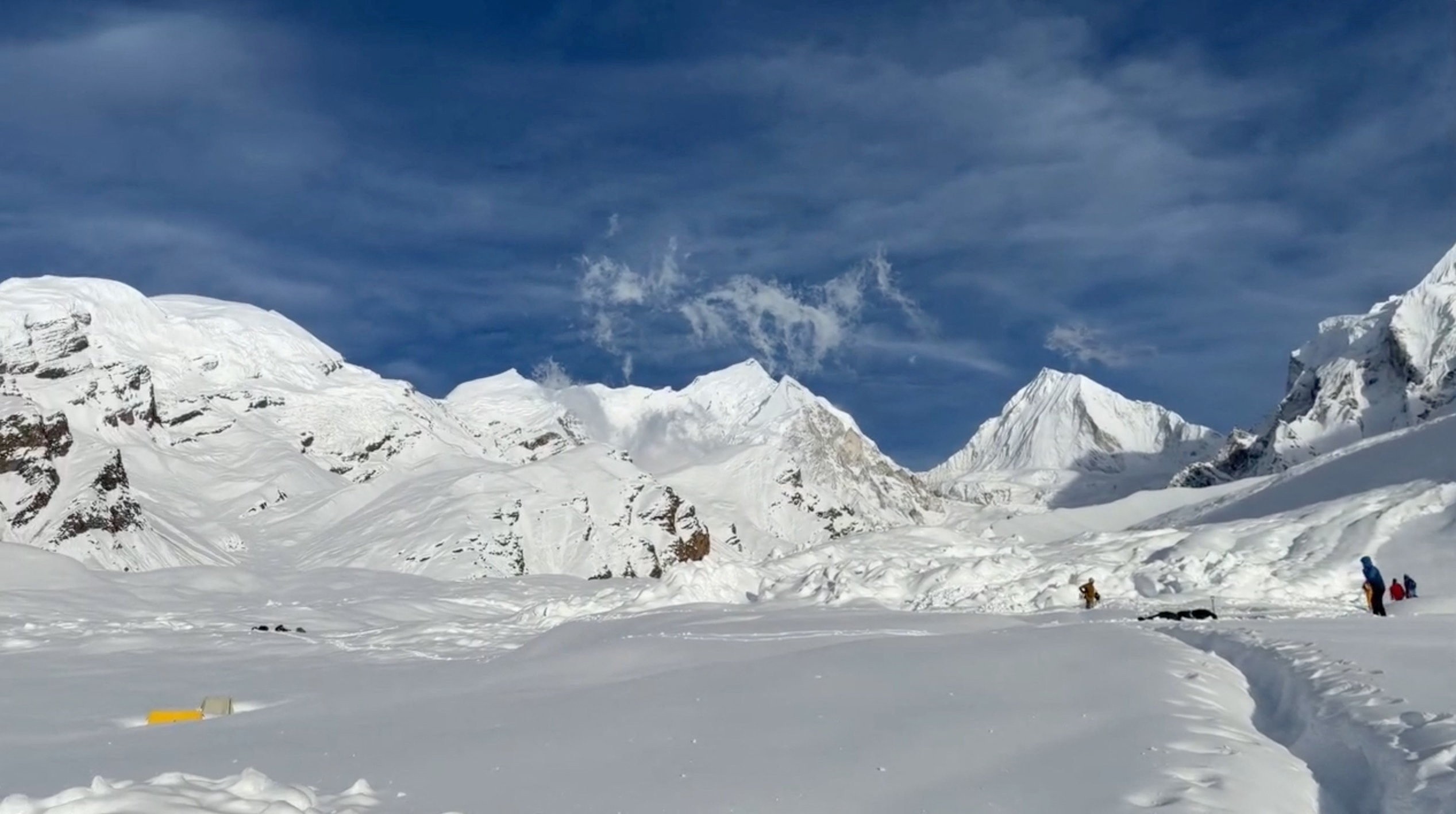 Alpinista morre em queda após atingir cume nos EUA
