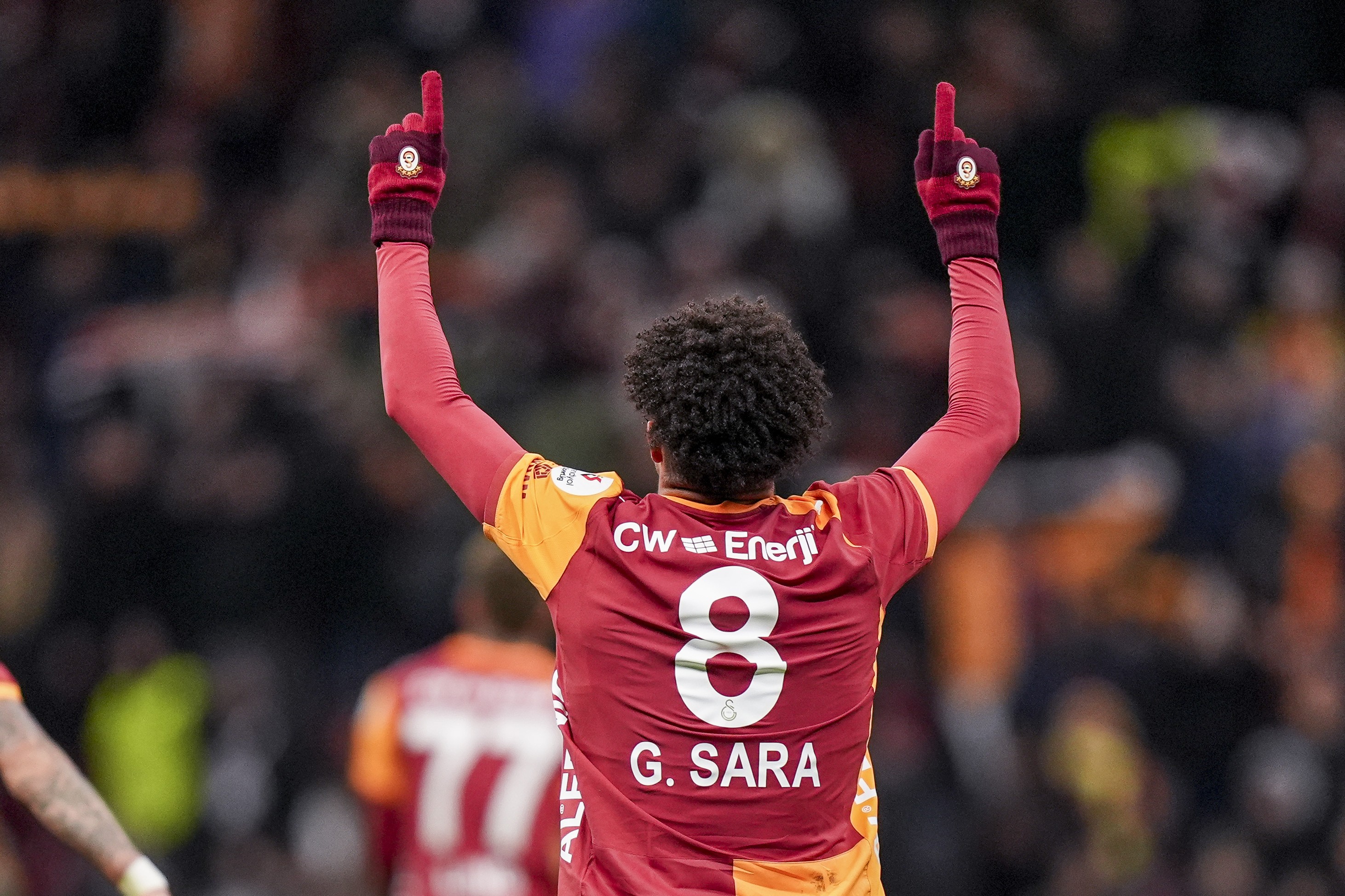 Galatasaray e Fenerbahçe duelam pelo topo no Campeonato Turco