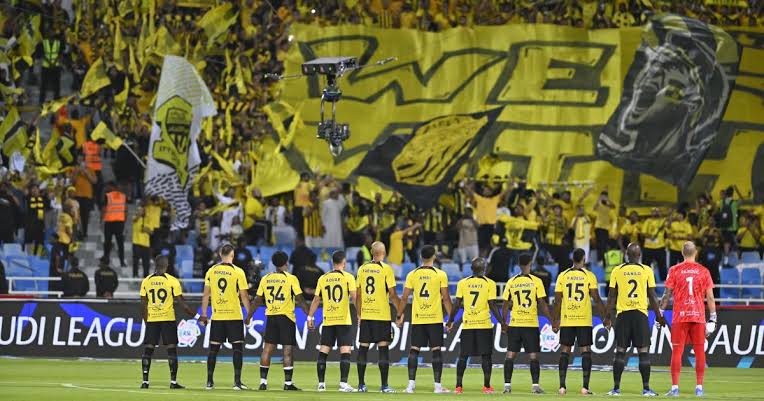 Al Ittihad goleia o Al Ettifaq e Al Nassr vence o Neom no Saudita