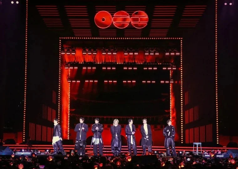 Fãs relatam tumulto e problemas de organização em show do BTS em São Paulo