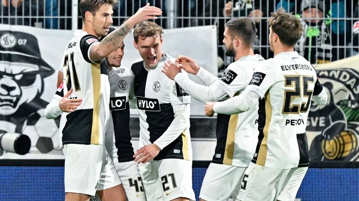 Elversberg goleia o Mainz 05 e entra no G5 do Campeonato Alemão