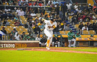 Águilas Cibaeñas vencem as Estrellas Orientales em jogo de 11 entradas