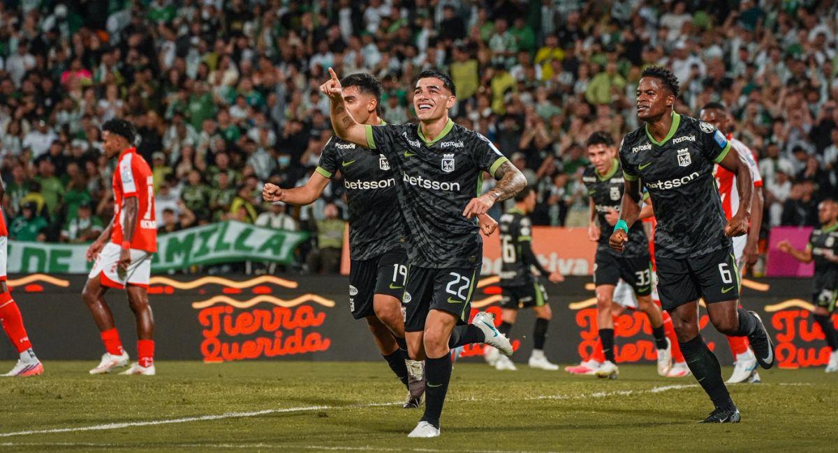 Atlético Nacional vence o Santa Fe e assume a liderança isolada