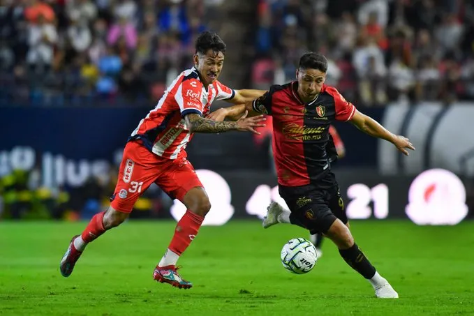 Atlas vence o Atlético de San Luis e assume a vice-liderança