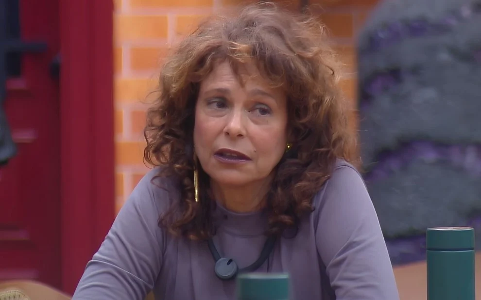 Giovanna Gold é a sexta eliminada do reality show A Fazenda 18