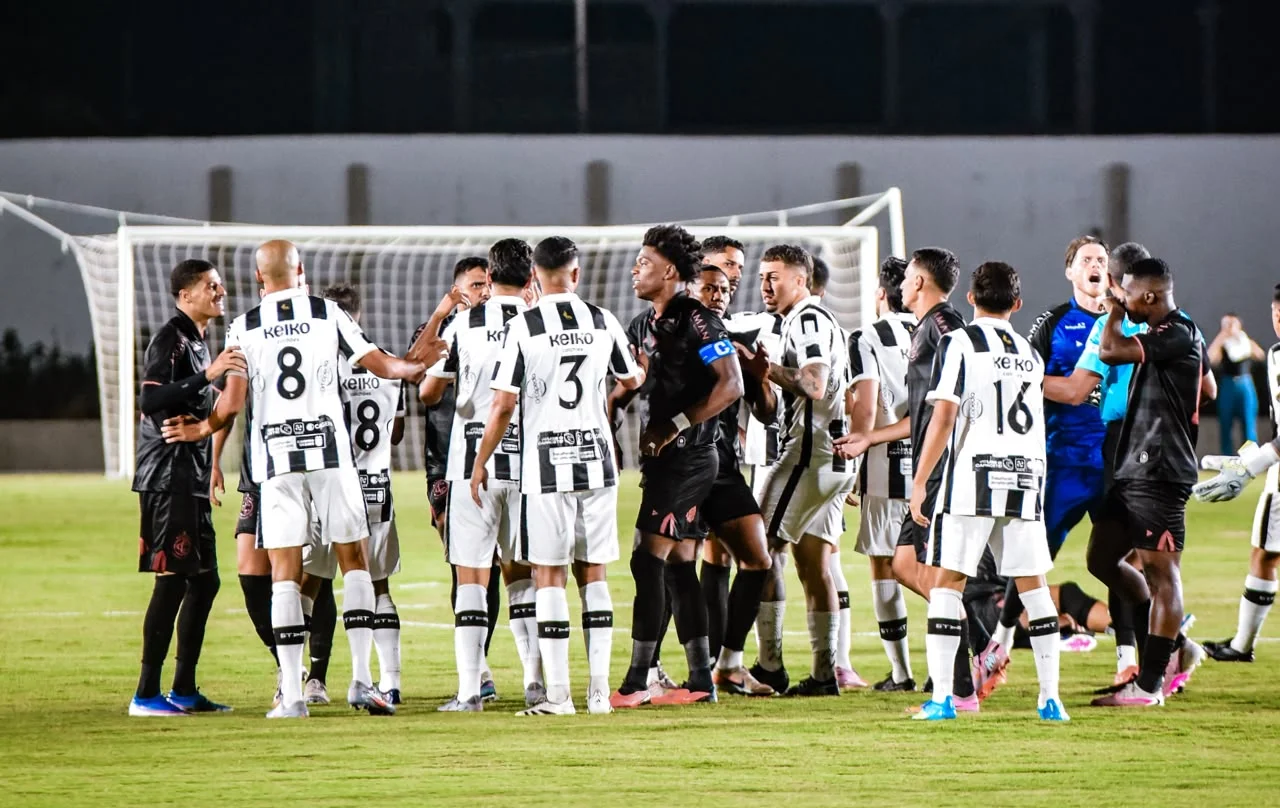Treze e Campinense empatam sem gols em amistoso no Amigão