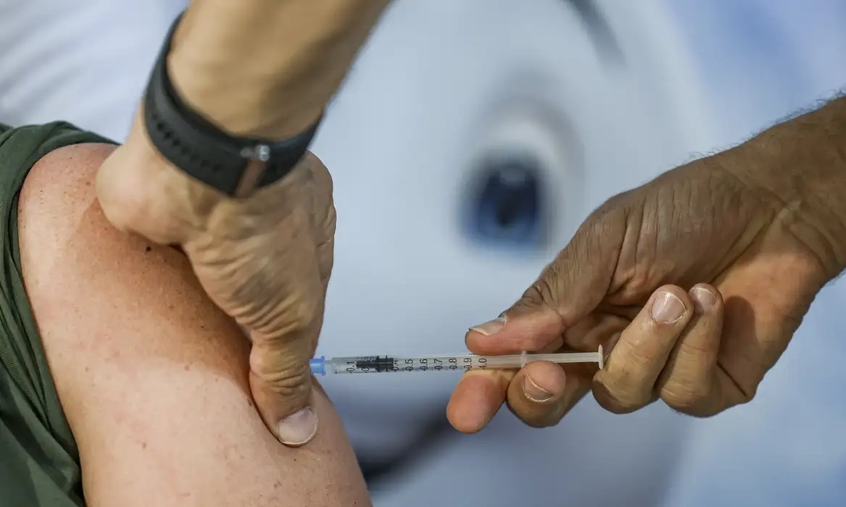 Ministério da Saúde cria painel para monitorar vacina contra meningite