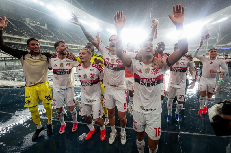 Flamengo goleia o Vasco e Grêmio deixa a zona de rebaixamento no Brasileirão