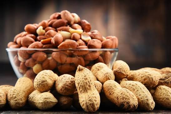 Amendoim se destaca como fonte de proteína vegetal para os músculos