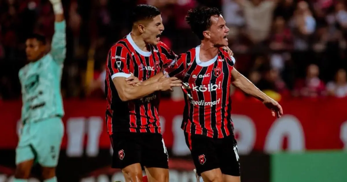 Alajuelense vence o Motagua e garante vaga na final da Copa Centroamericana