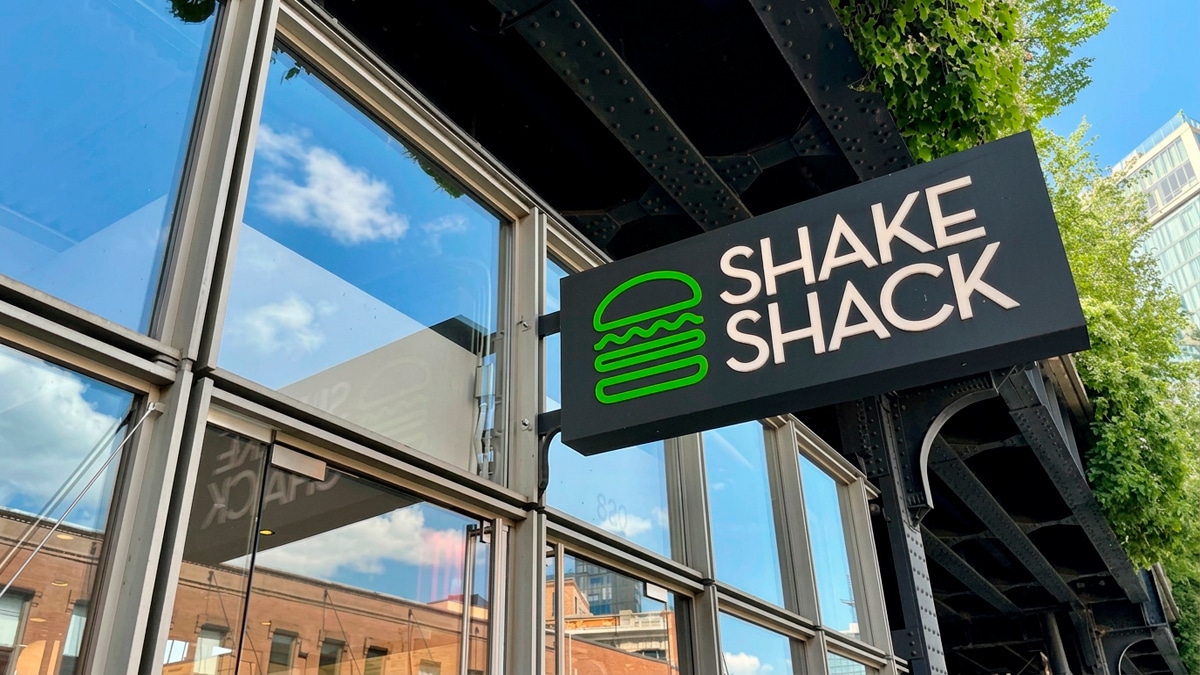 Shake Shack anuncia chegada ao Brasil com abertura prevista para 2027