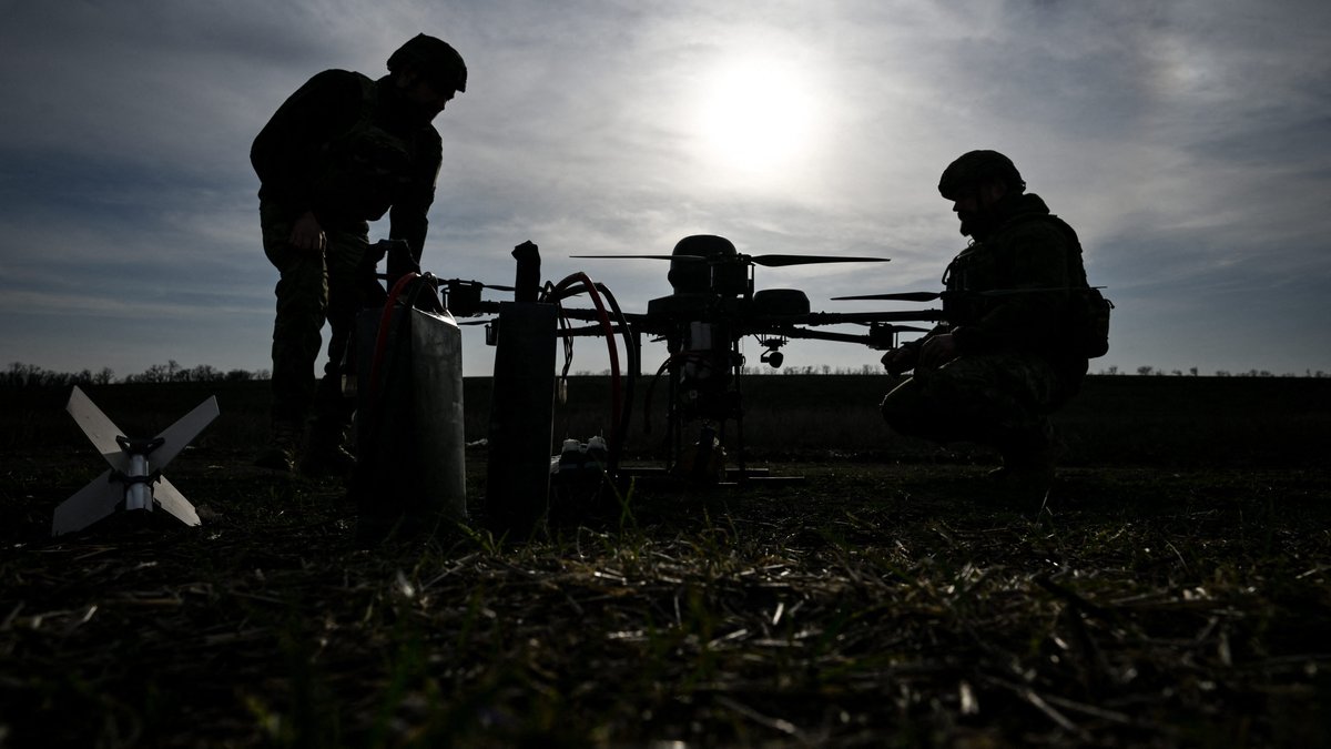 Guerra na Ucrânia: tensões aumentam com drones e reuniões em Bruxelas