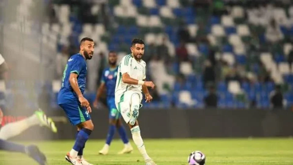 Al-Ahli goleia o Al-Fateh com brilho de Ivan Toney na Arábia Saudita