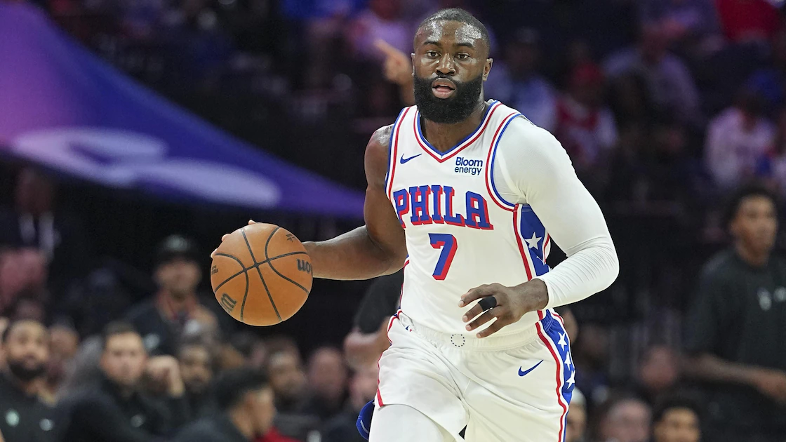 Celtics vencem Philadelphia 76ers e novato ganha destaque