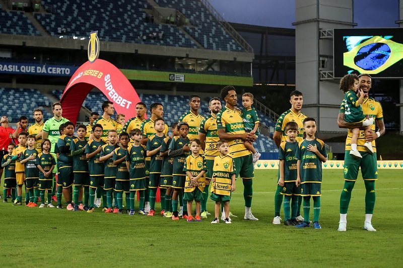 Cuiabá enfrenta o Londrina fora de casa pela Série B