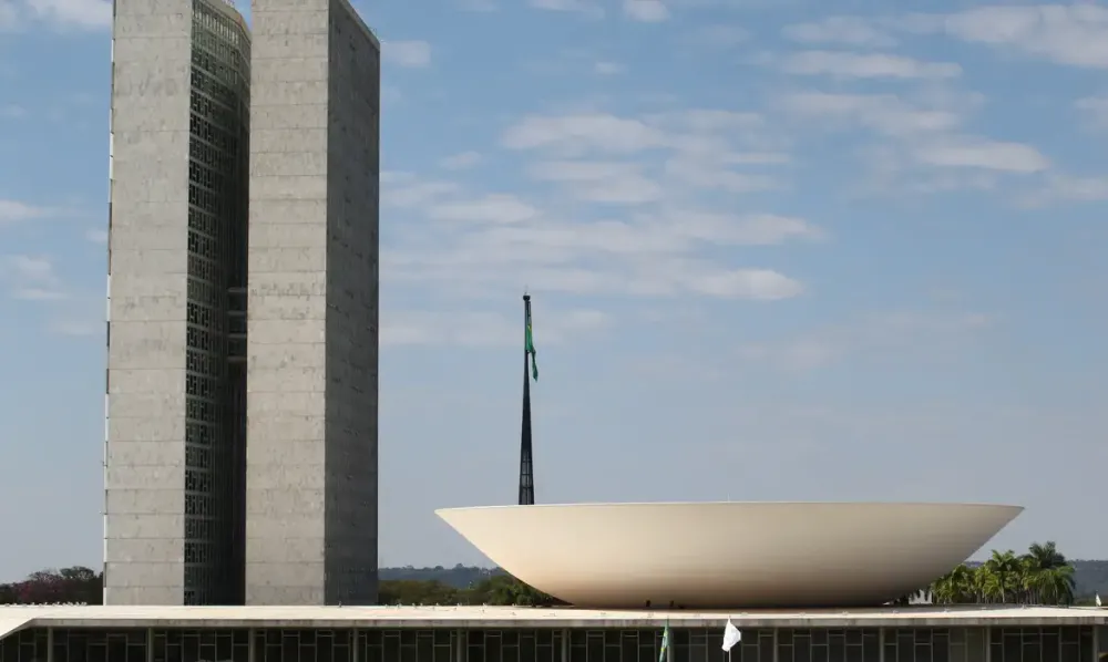 Câmara aprova teto de receita maior para MEI e perdão de dívidas