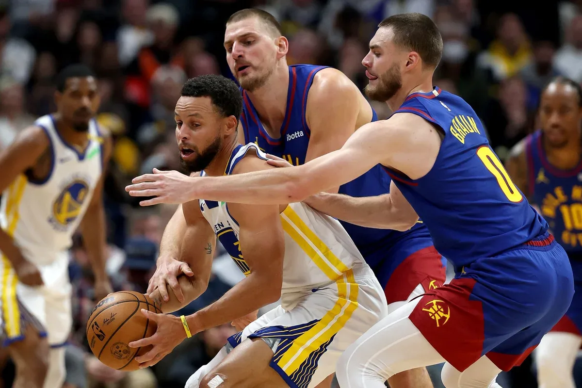 Golden State Warriors ajusta rotação e adota postura sem desculpas na NBA