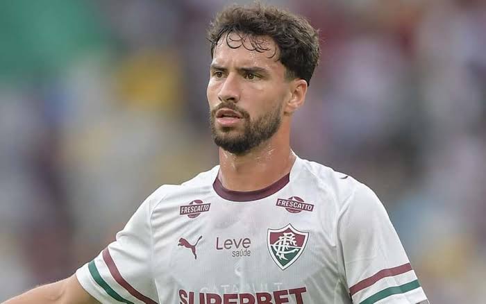 Martinelli passa por cirurgia no joelho e desfalca o Fluminense