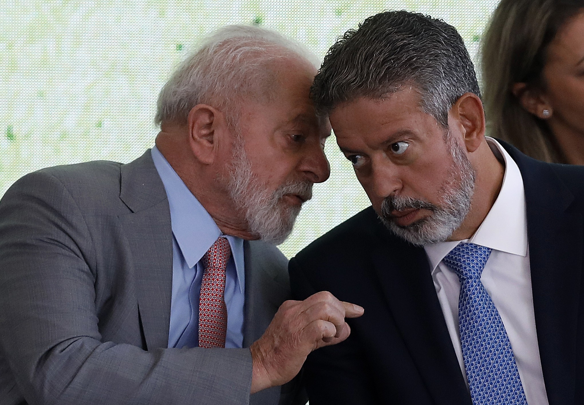 Senado aprova PEC do fim da escala 6x1 em dois turnos