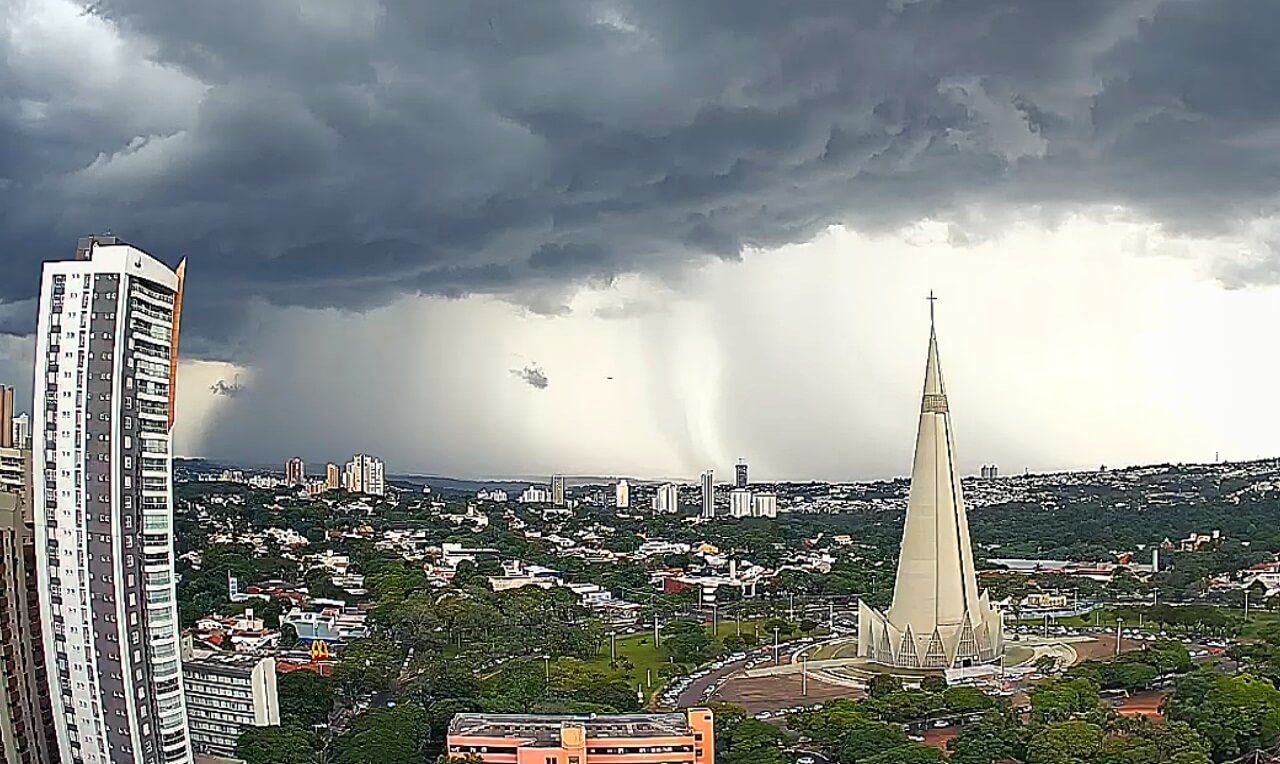 Maringá tem previsão de chuvas intensas e instabilidade no tempo