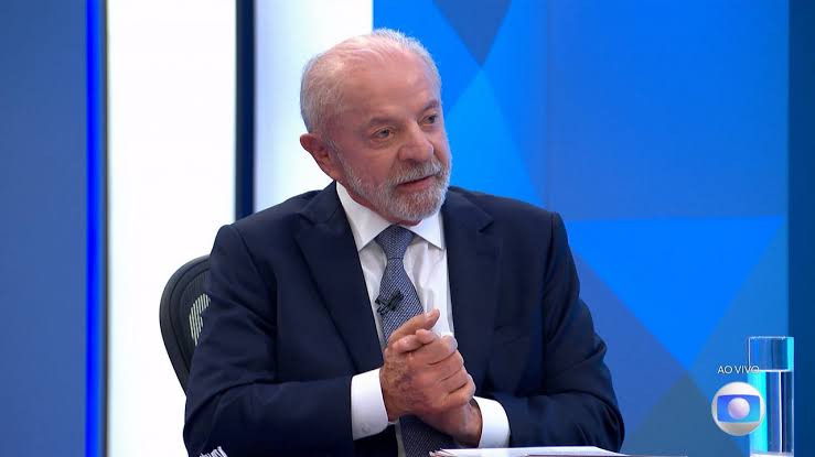 Lula cita Silvio Santos e Edir Macedo em entrevista à TV Globo