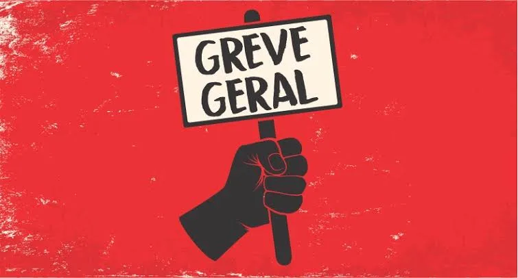 Professores entram em estado de greve em São Leopoldo