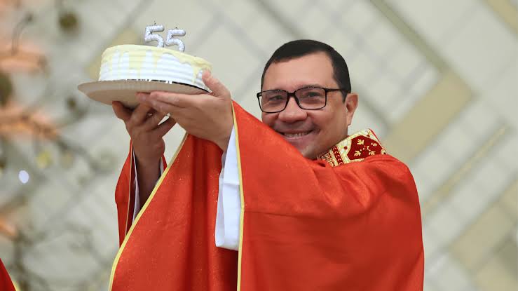 Padre Wagner Ferreira celebra 55 anos com missa em ação de graças
