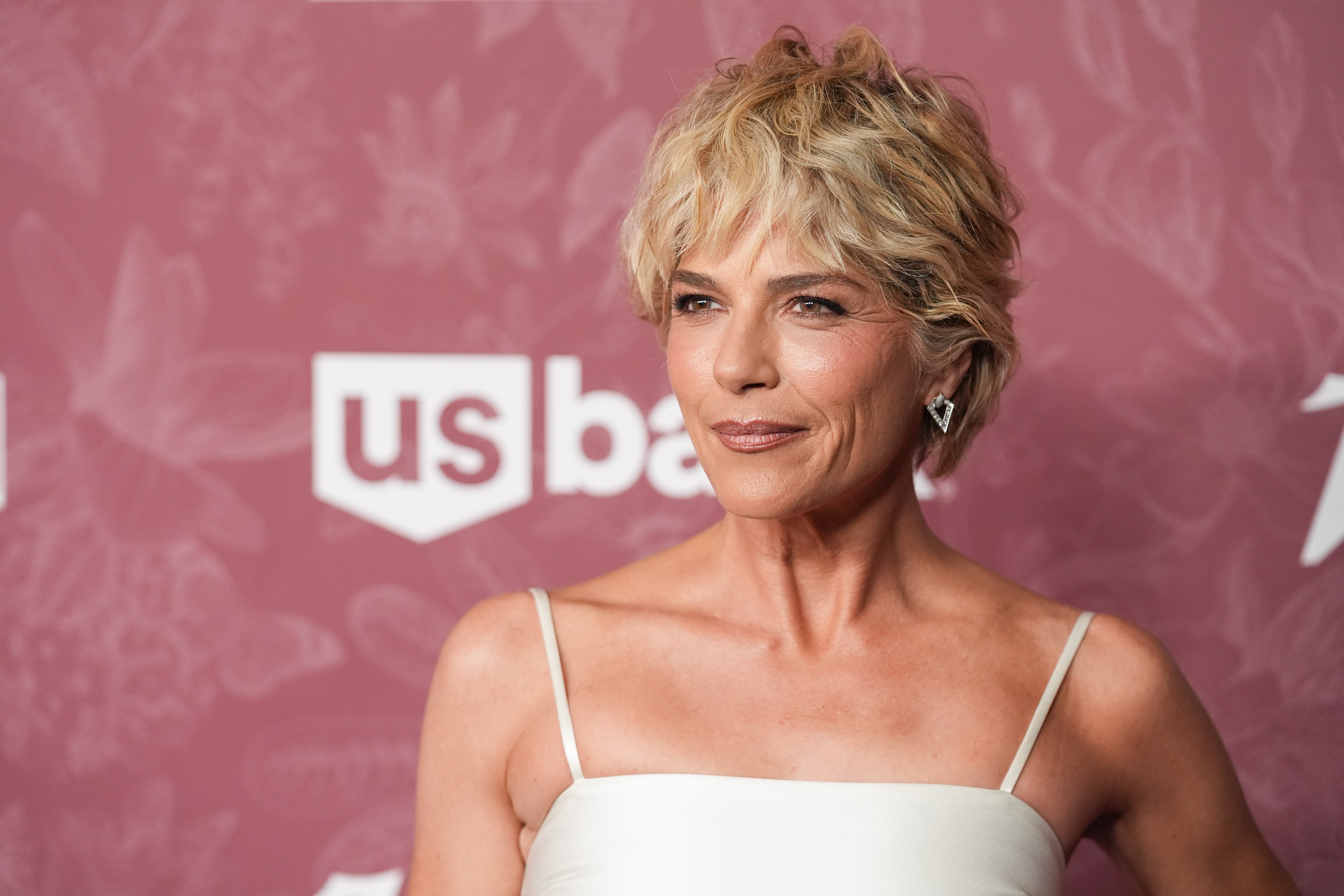 Atriz Selma Blair é detida após incidente em voo nos Estados Unidos