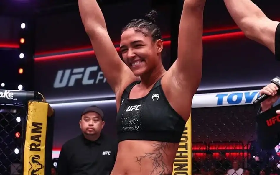 Alice Pereira nocauteia russa no UFC Vegas 122 e fatura segundo bônus