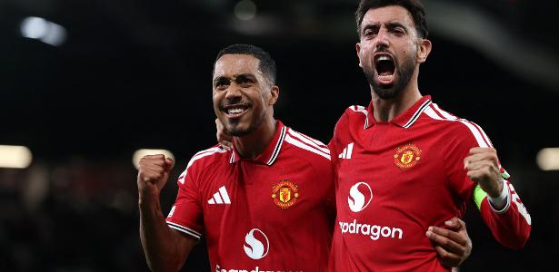 Manchester United empata com o Leeds e continua em fase instável