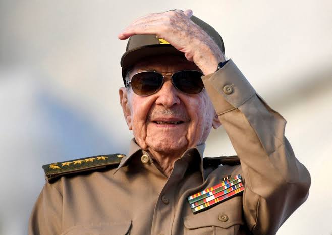 Justiça dos EUA emite mandado de prisão contra Raúl Castro