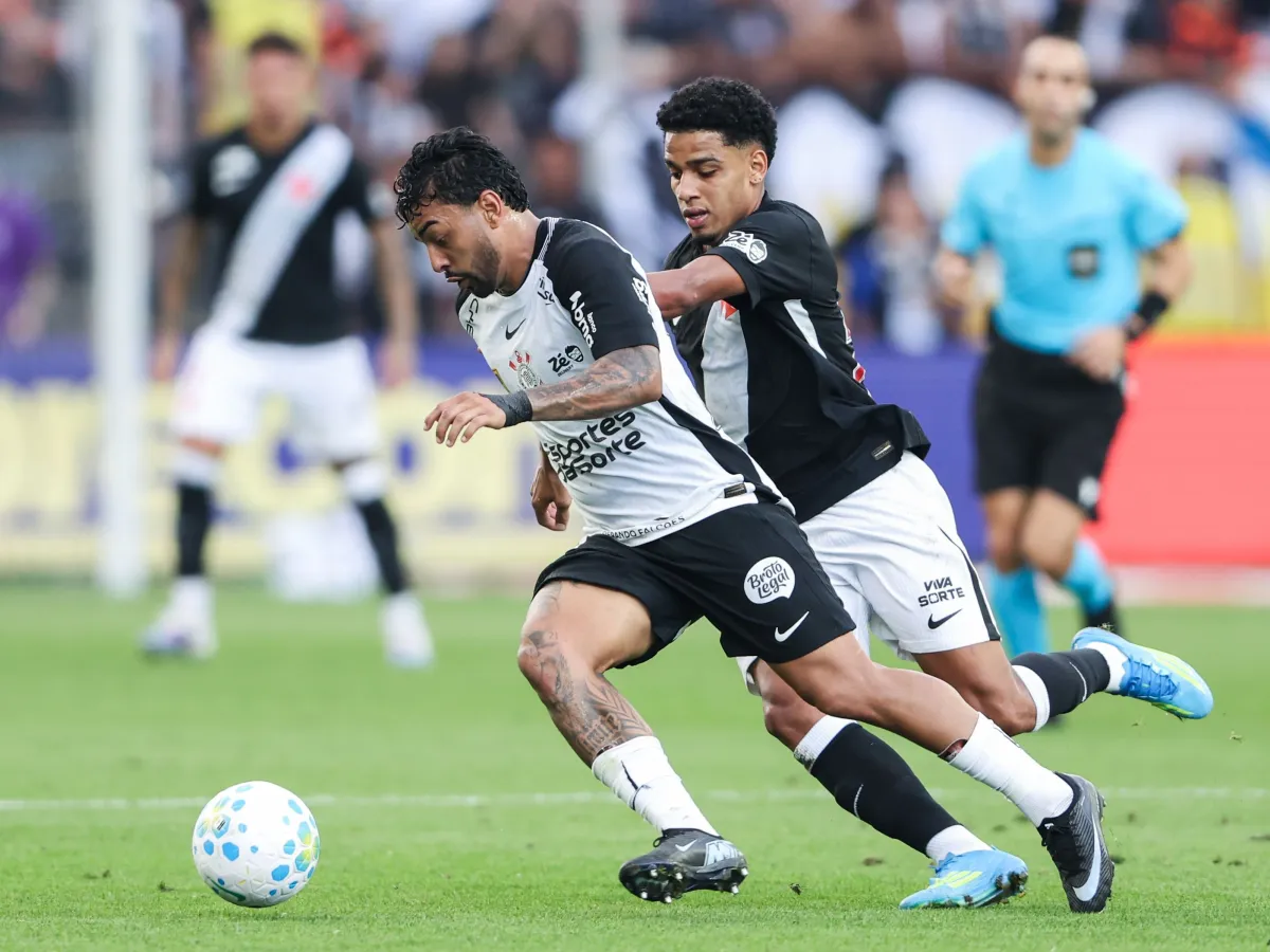Vasco vence o Corinthians de virada por 3 a 2 pelo Campeonato Brasileiro