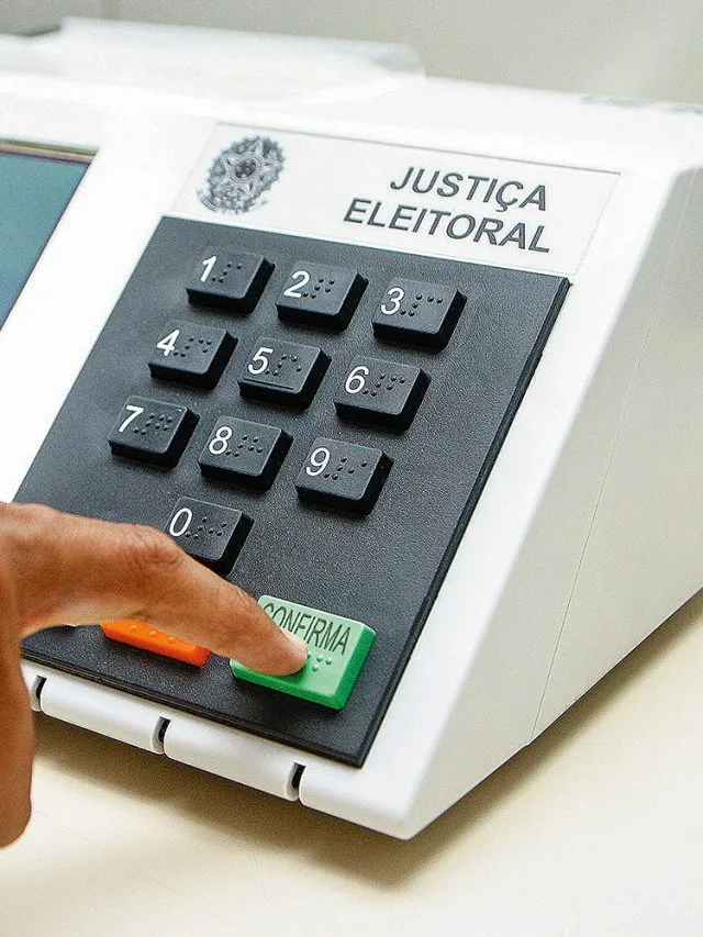 Decisão de Zanin que estende votação gera críticas e debates políticos