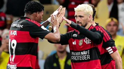 Flamengo vence o Atlético-MG por 3 a 2 e reassume a liderança do Brasileirão