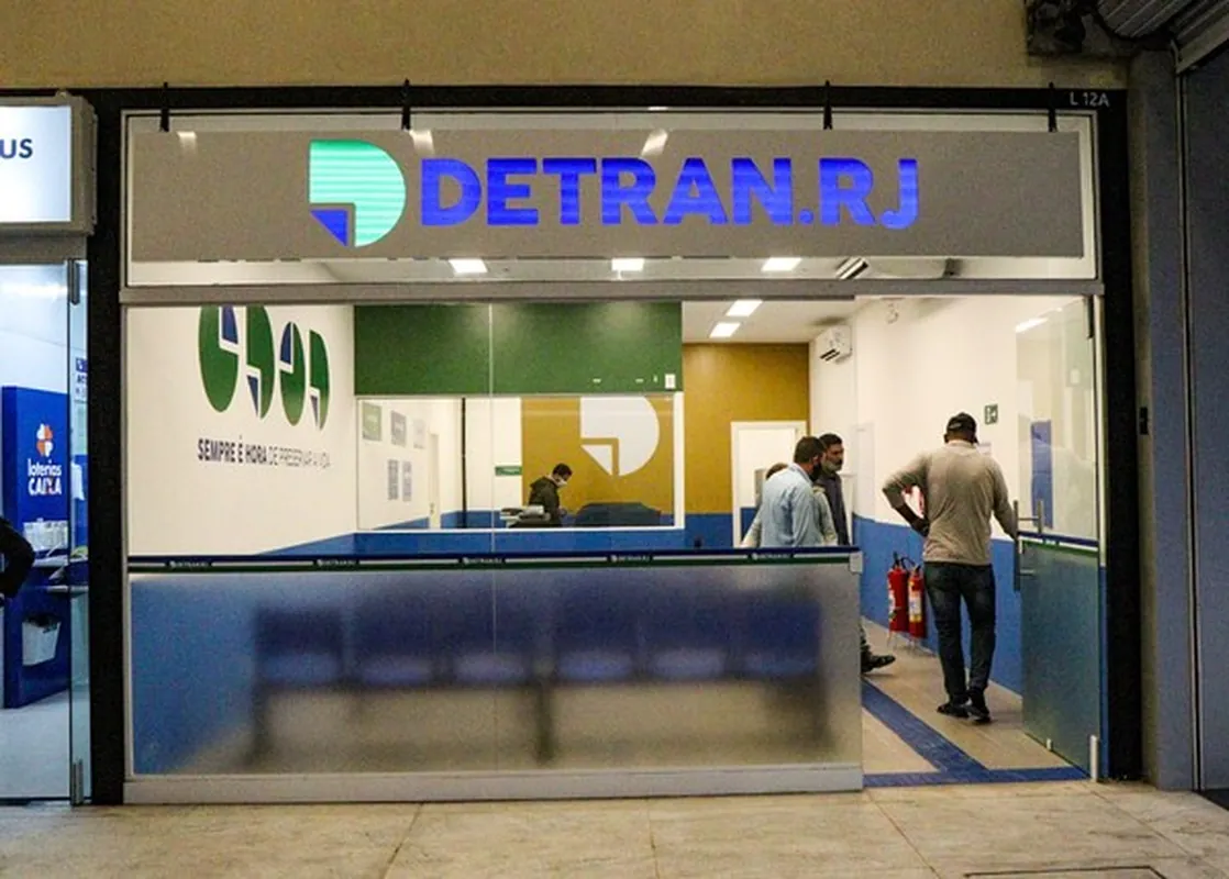 Servidores do Detran-RJ iniciam greve por tempo indeterminado