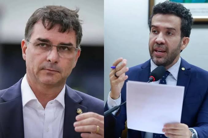 Campanha de Flávio alega que Janones apagou 499 conteúdos de canal