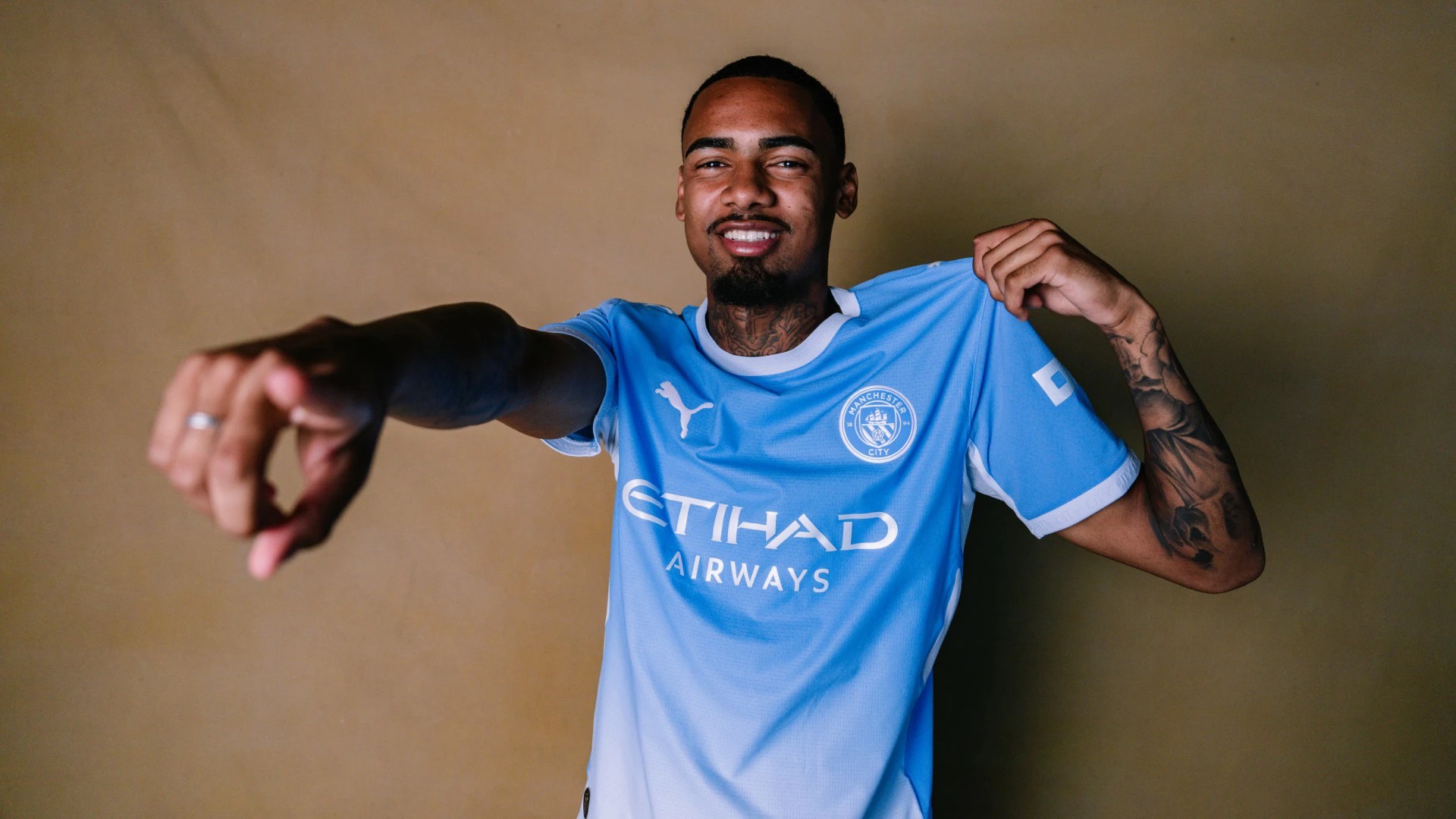 Palmeiras deve detalhar à Justiça a venda de Allan ao Manchester City