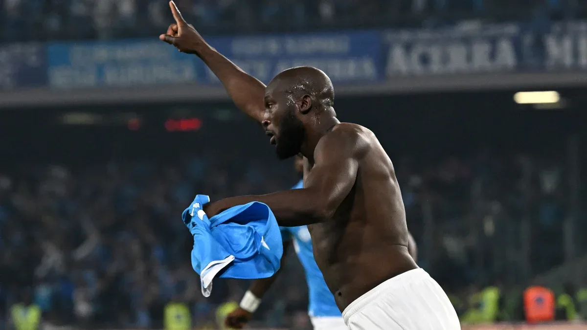 Napoli vence o Monza fora de casa e se recupera no Campeonato Italiano