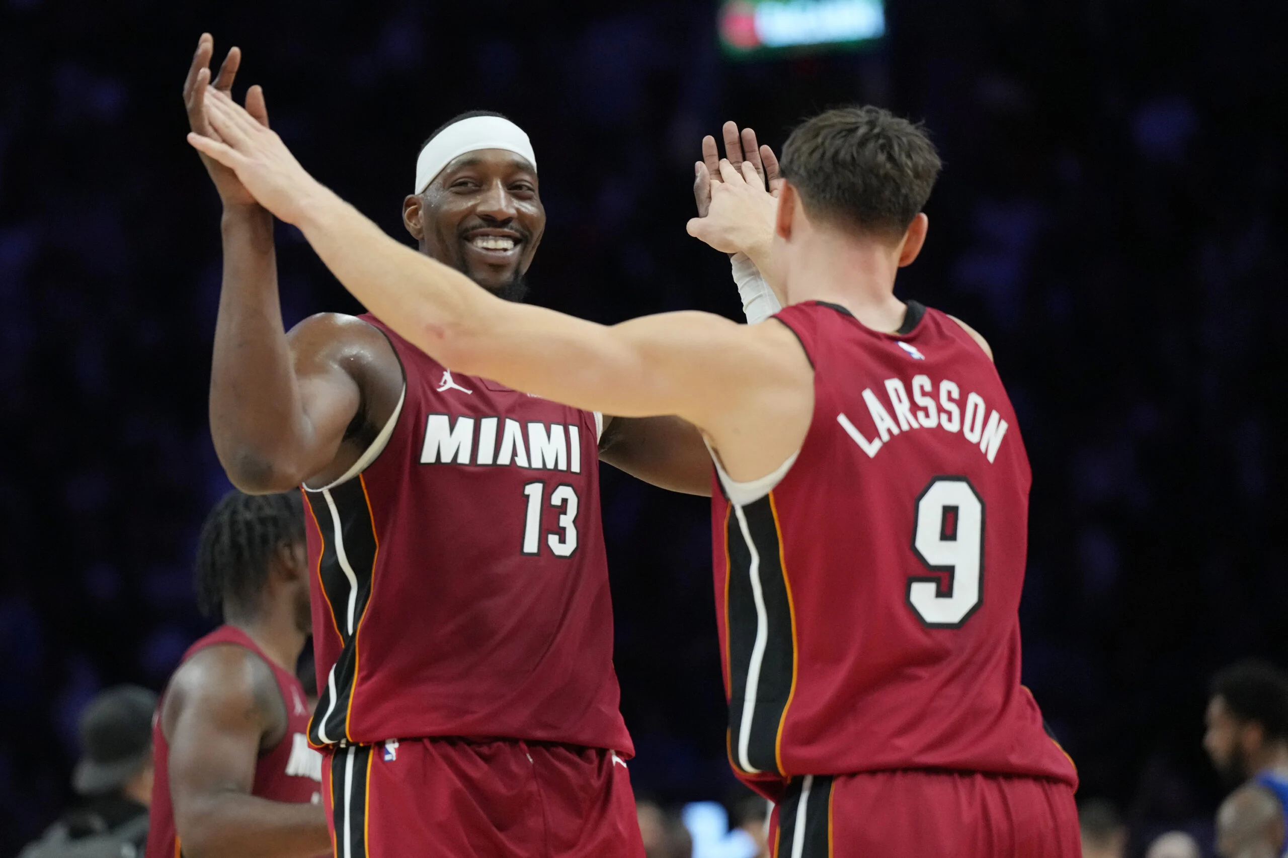 Dallas Mavericks enfrentam o Miami Heat na Kaseya Center
