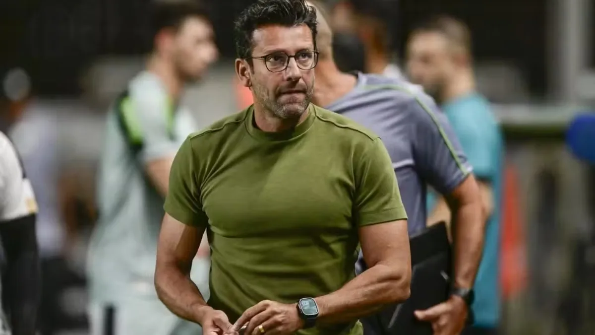 Operário-PR contrata o técnico Alberto Valentim para a Série B