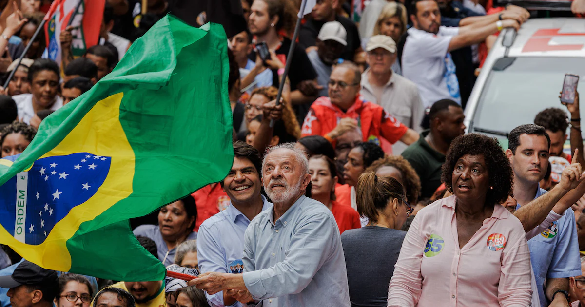 Mercados brasileiros e globais reagem com fortes quedas após vitória de Lula