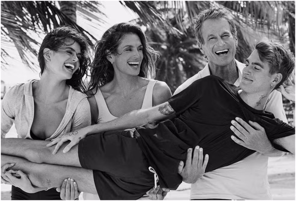 Cindy Crawford e Kaia Gerber prestam homenagem após morte de Presley Gerber